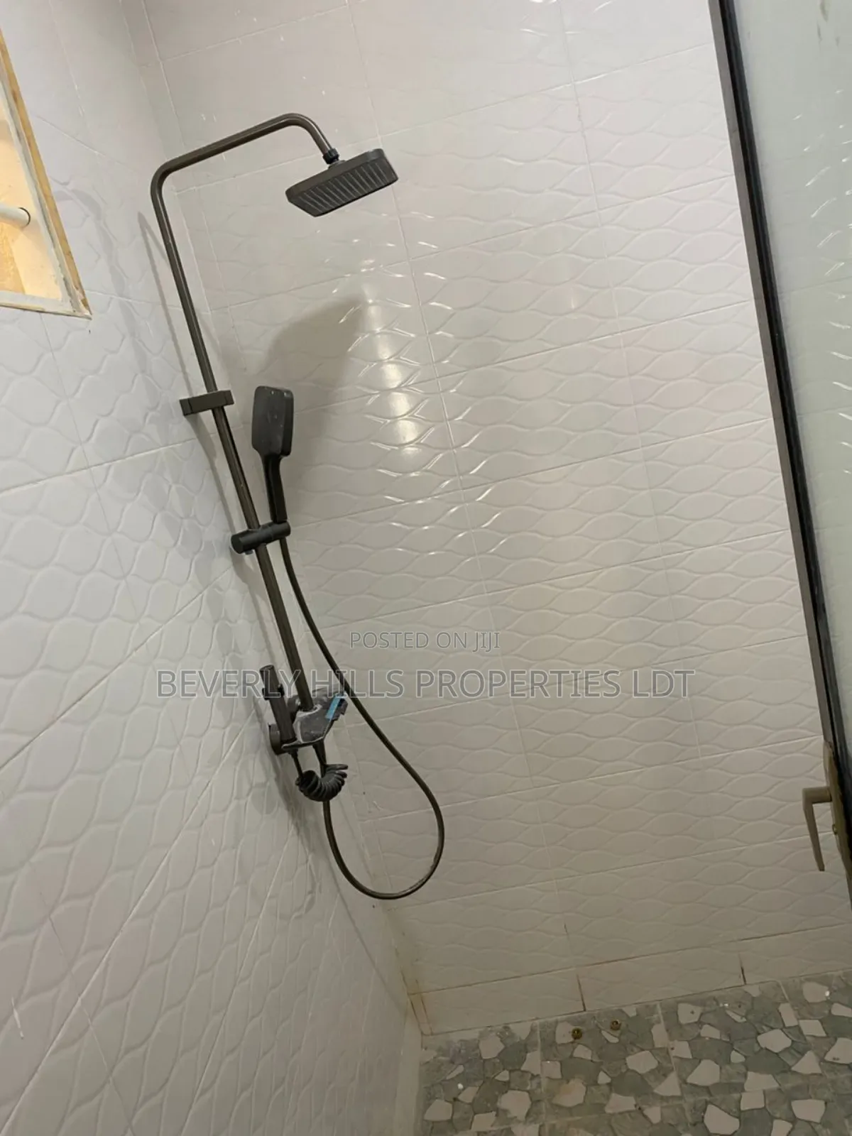 2bdrm Apartment in Beverly Hills, Mile 7 for rent