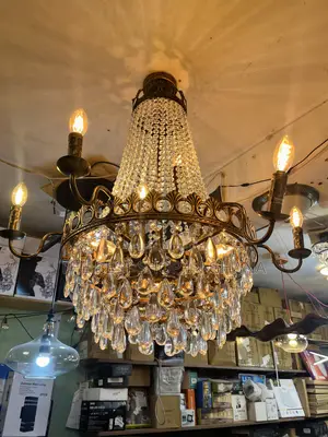 Uk Antique Ceiling Light With Unique Features