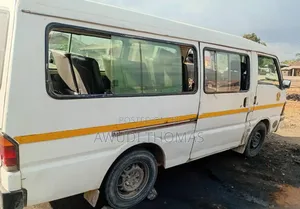 Mazda E2000 1988 White