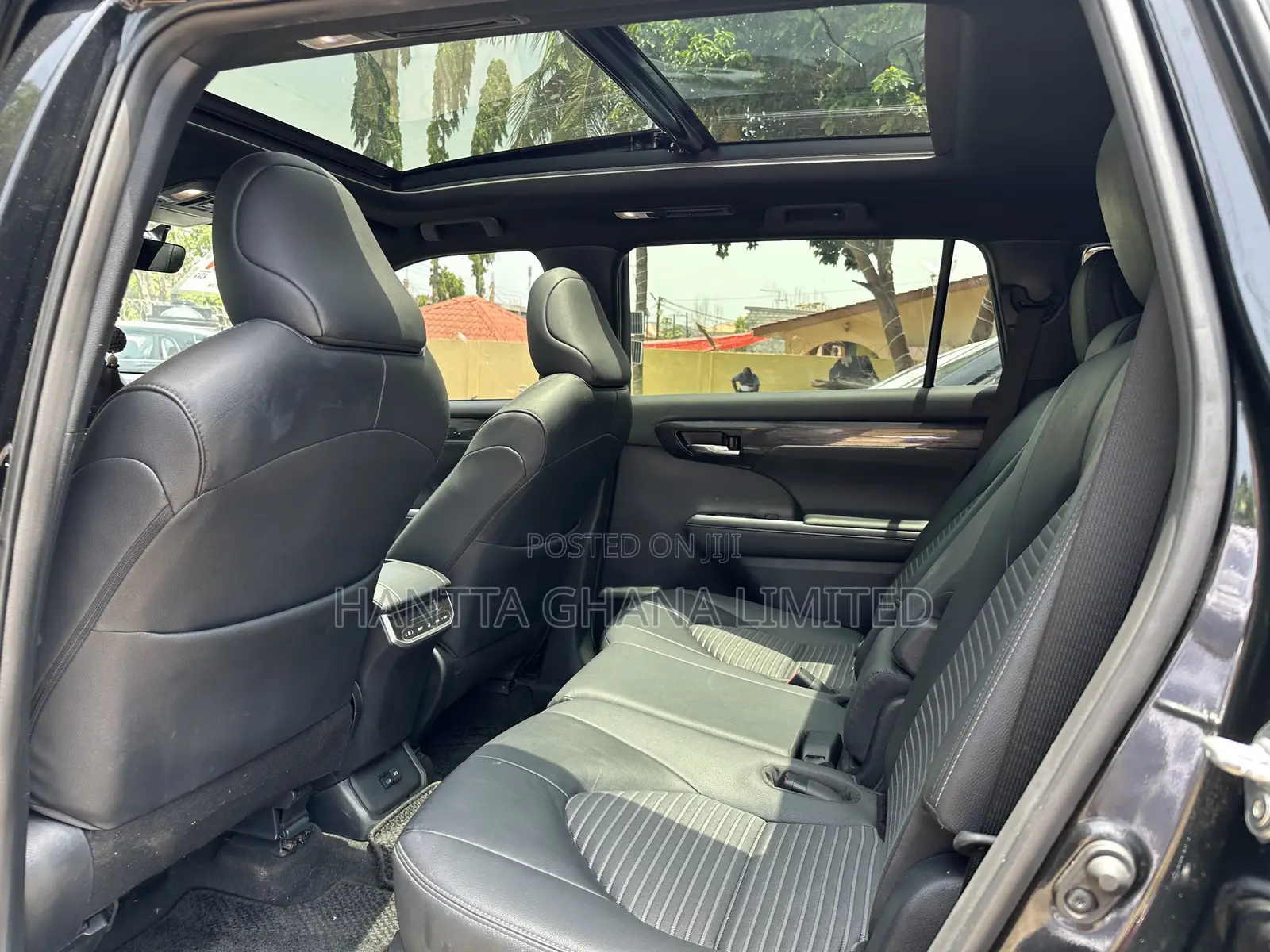 Toyota Kluger 2023 Black
