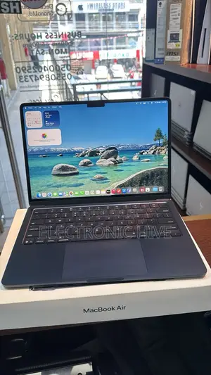 Laptop Apple MacBook Air 2025 M4 13-inch 16GB Apple M4 SSD 512GB