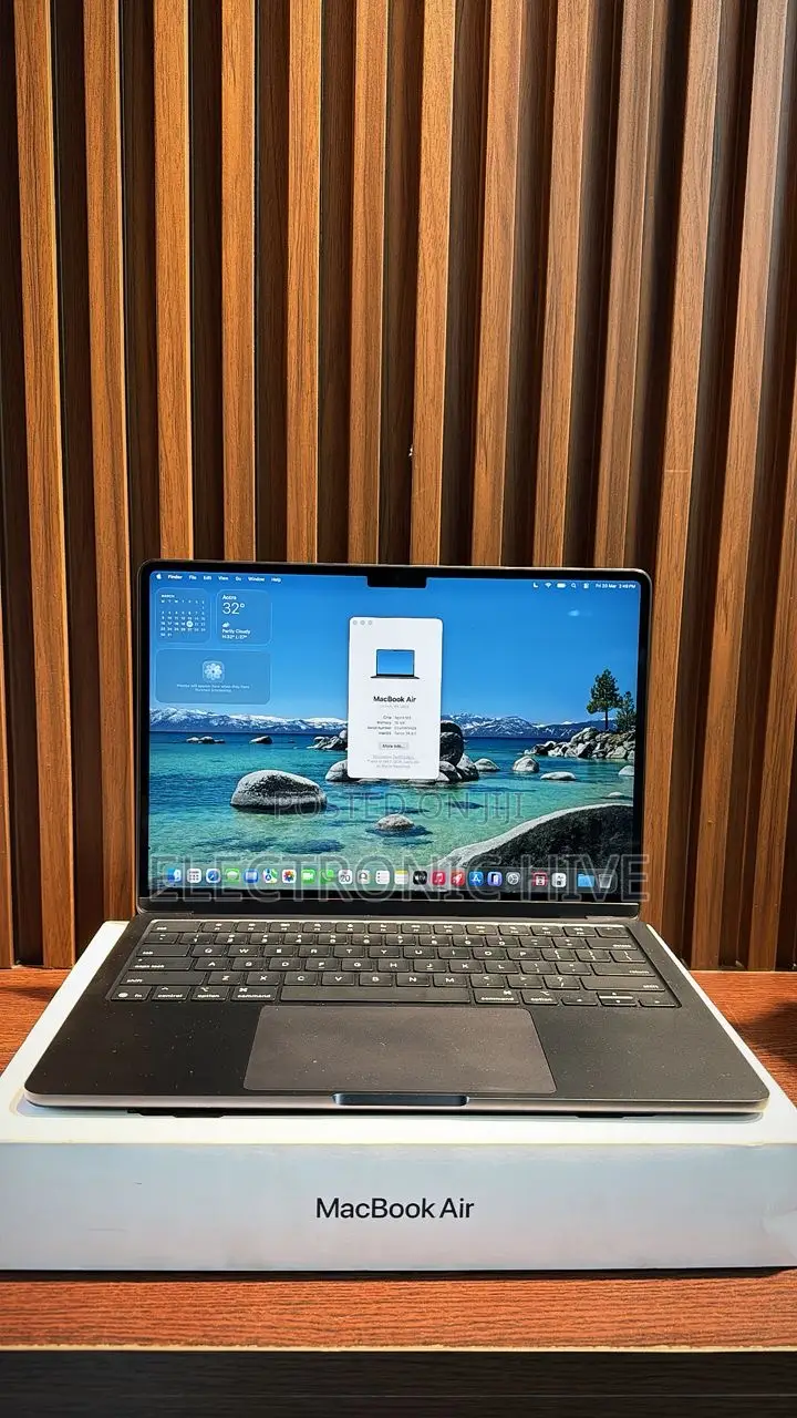 Laptop Apple MacBook Air 2025 M4 13-inch 16GB Apple M4 SSD 512GB