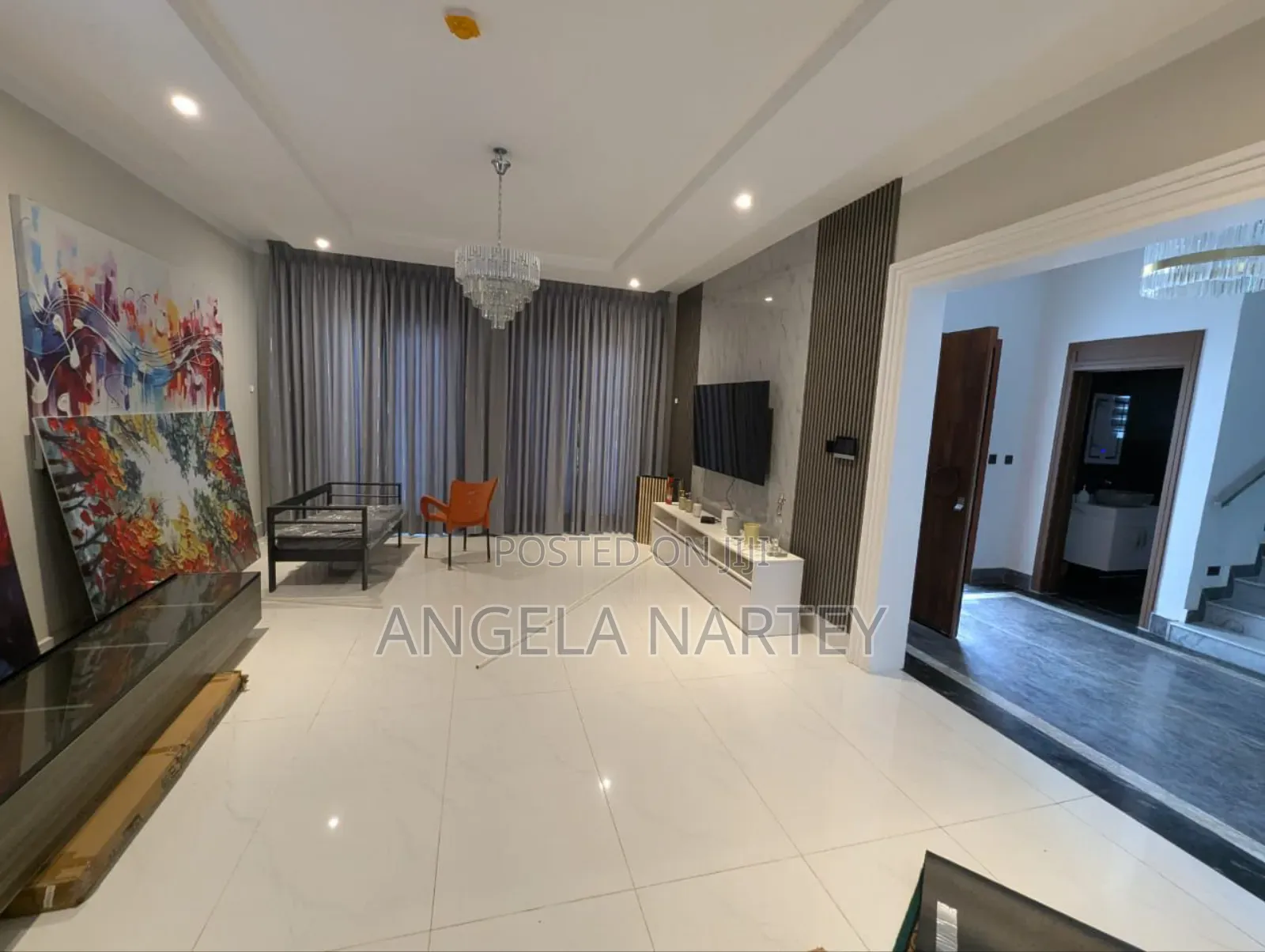 Furnished 5bdrm Townhouse / Terrace in Airport West for rent