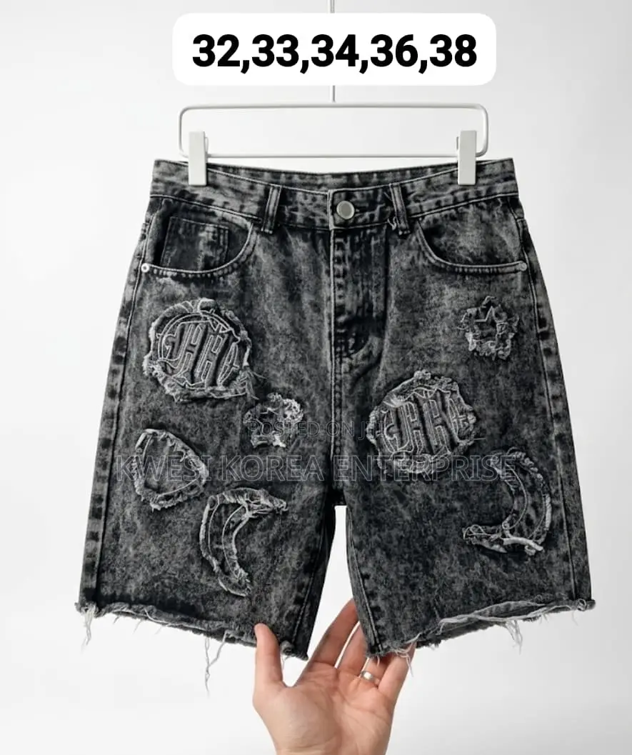 Short Jeans
