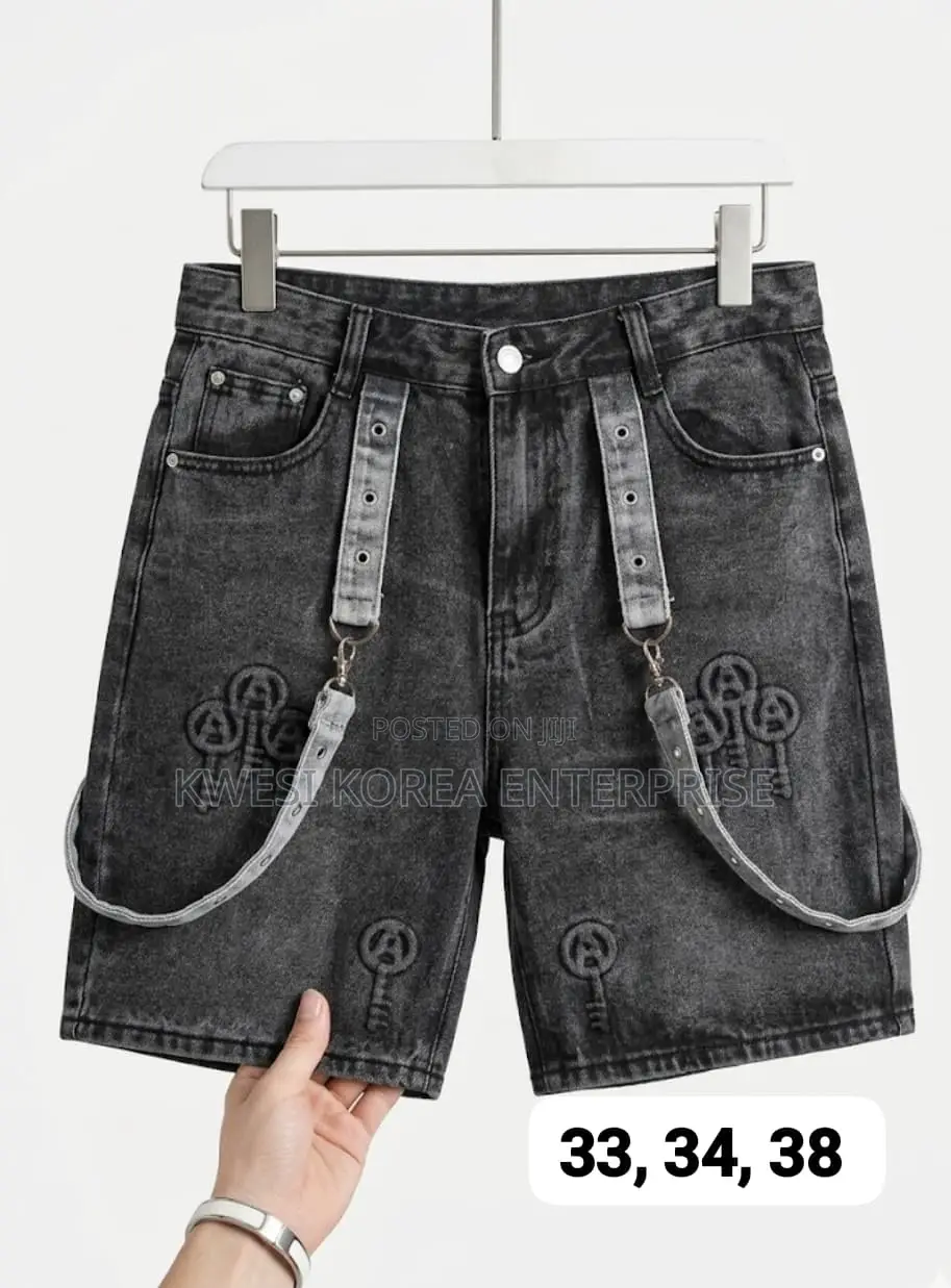 Short Jeans
