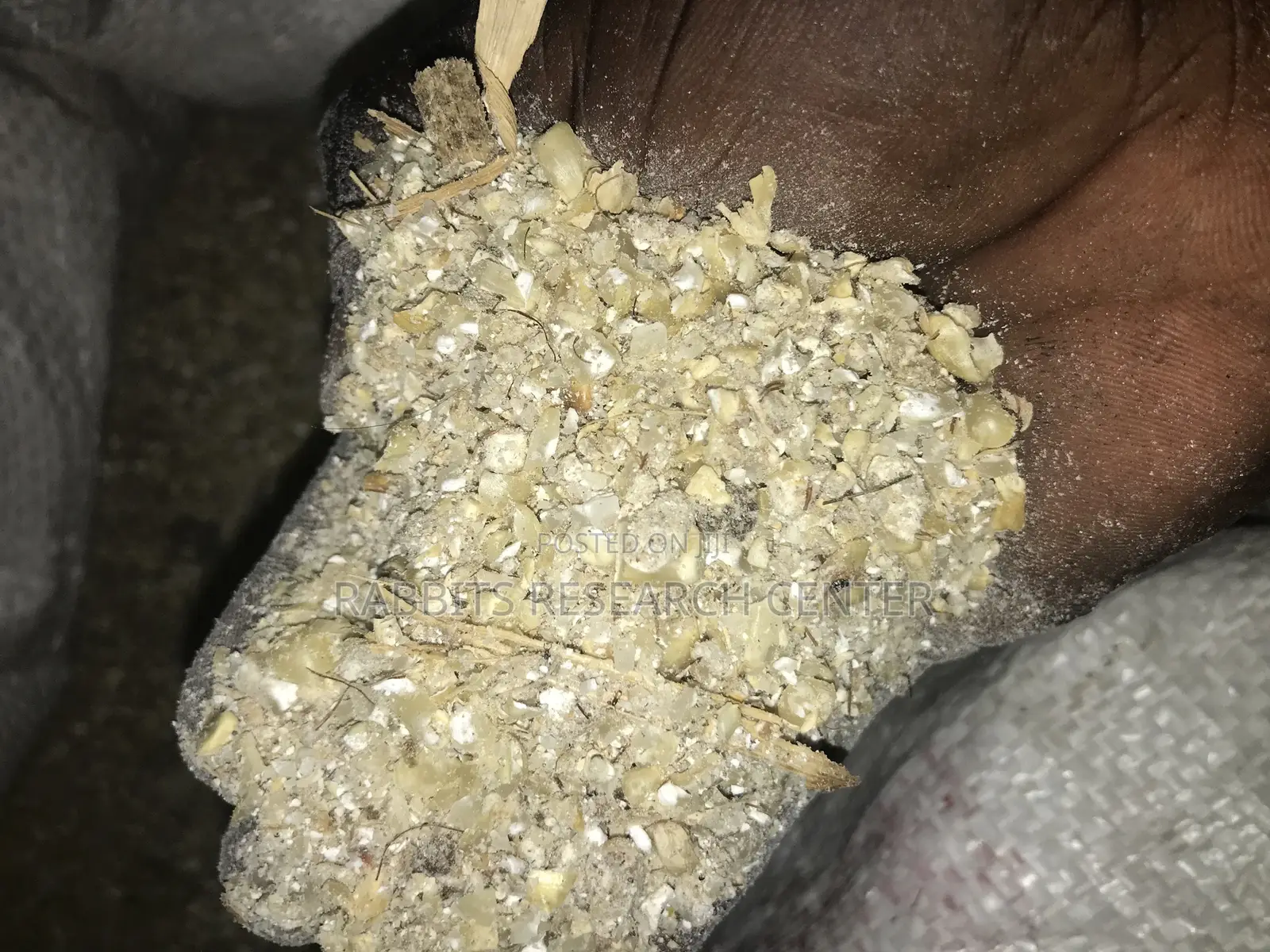 Mashed White Maize for Your Animal Feed (50kg)