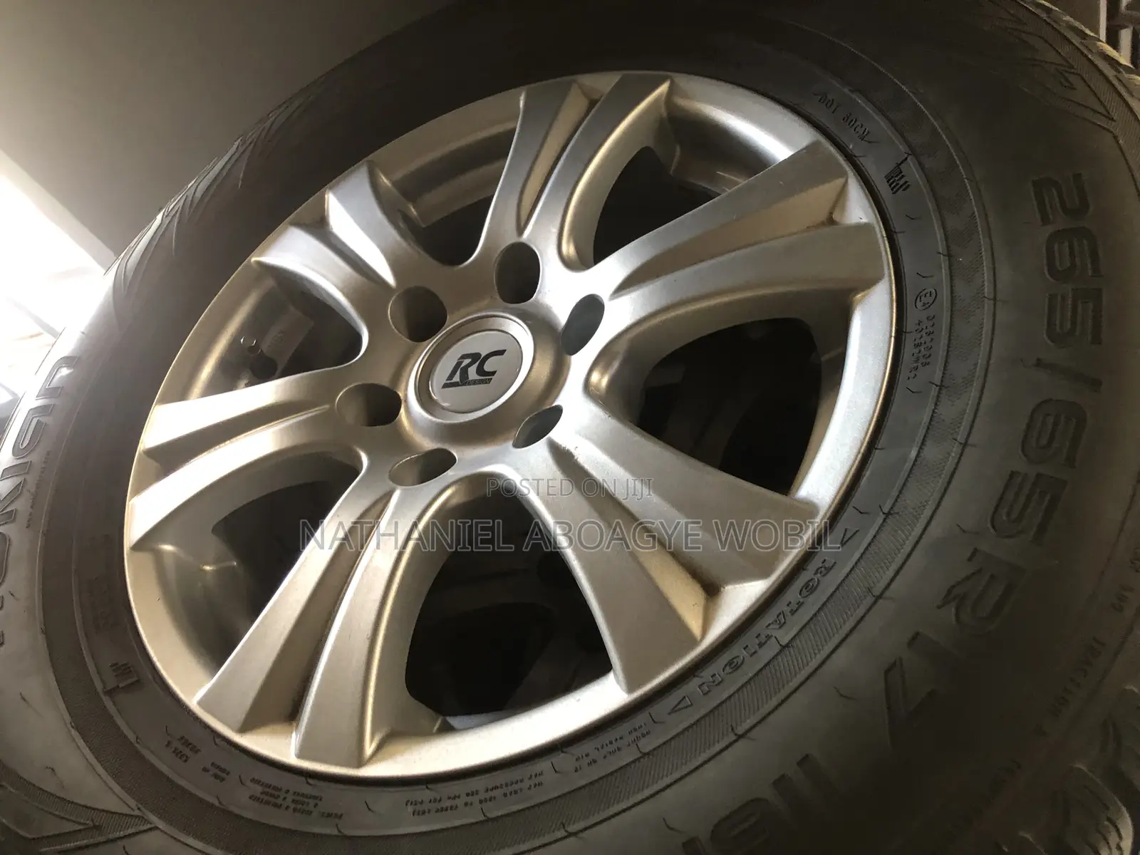 Tire With Alloy Rim for Sale