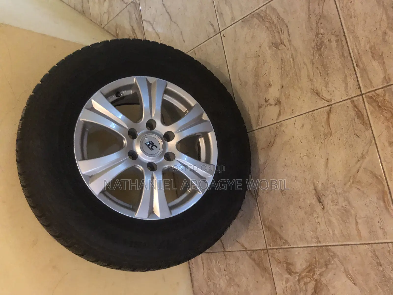 Tire With Alloy Rim for Sale