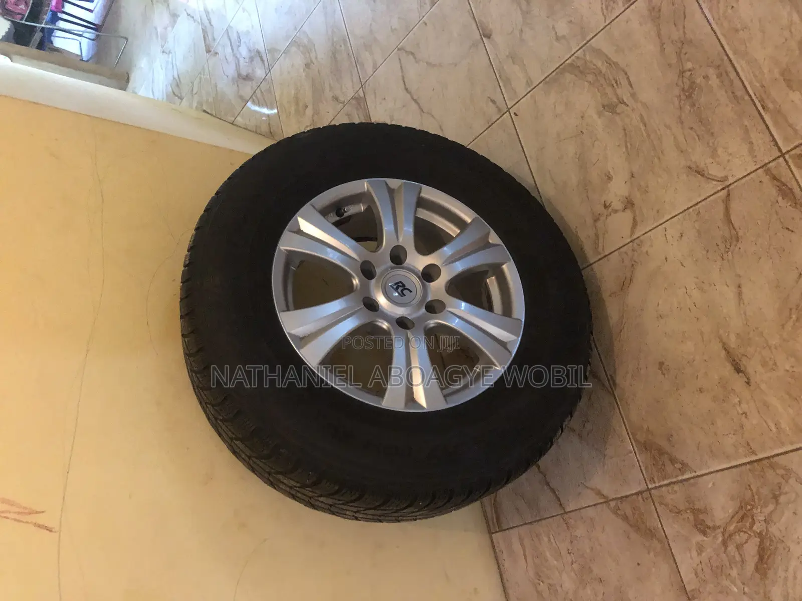 Tire With Alloy Rim for Sale