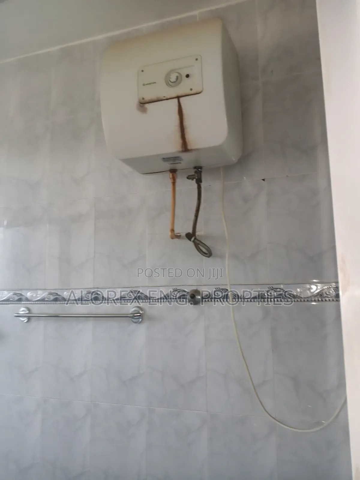 3bdrm Apartment in Housing Down for rent