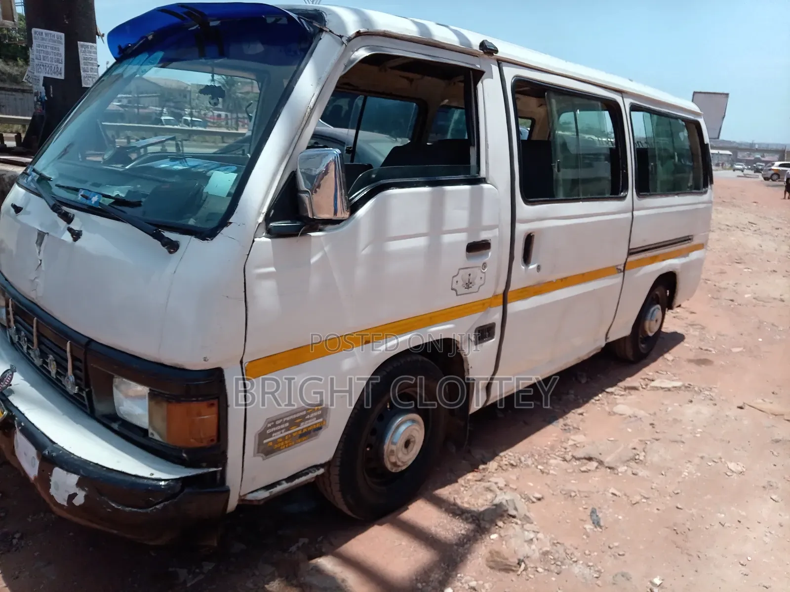 Nissan Caravan (Urvan) 1998 White