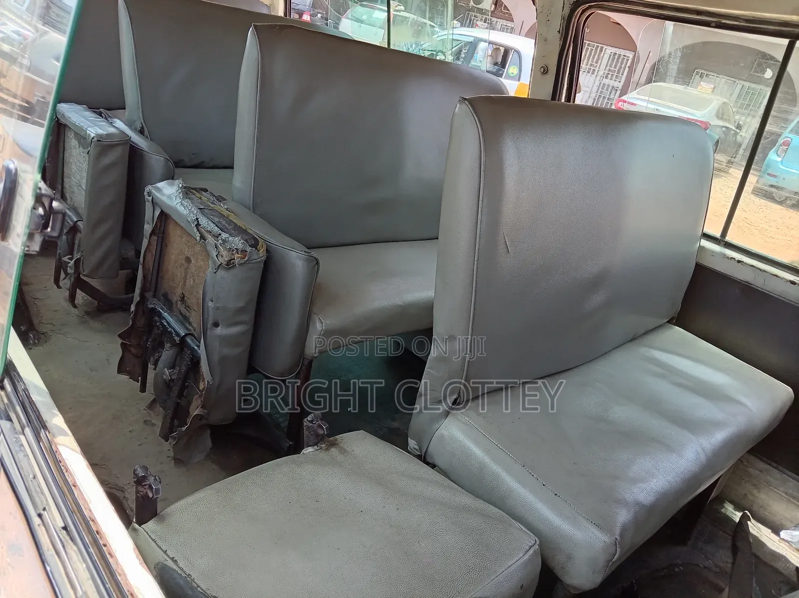 Nissan Caravan (Urvan) 1998 White