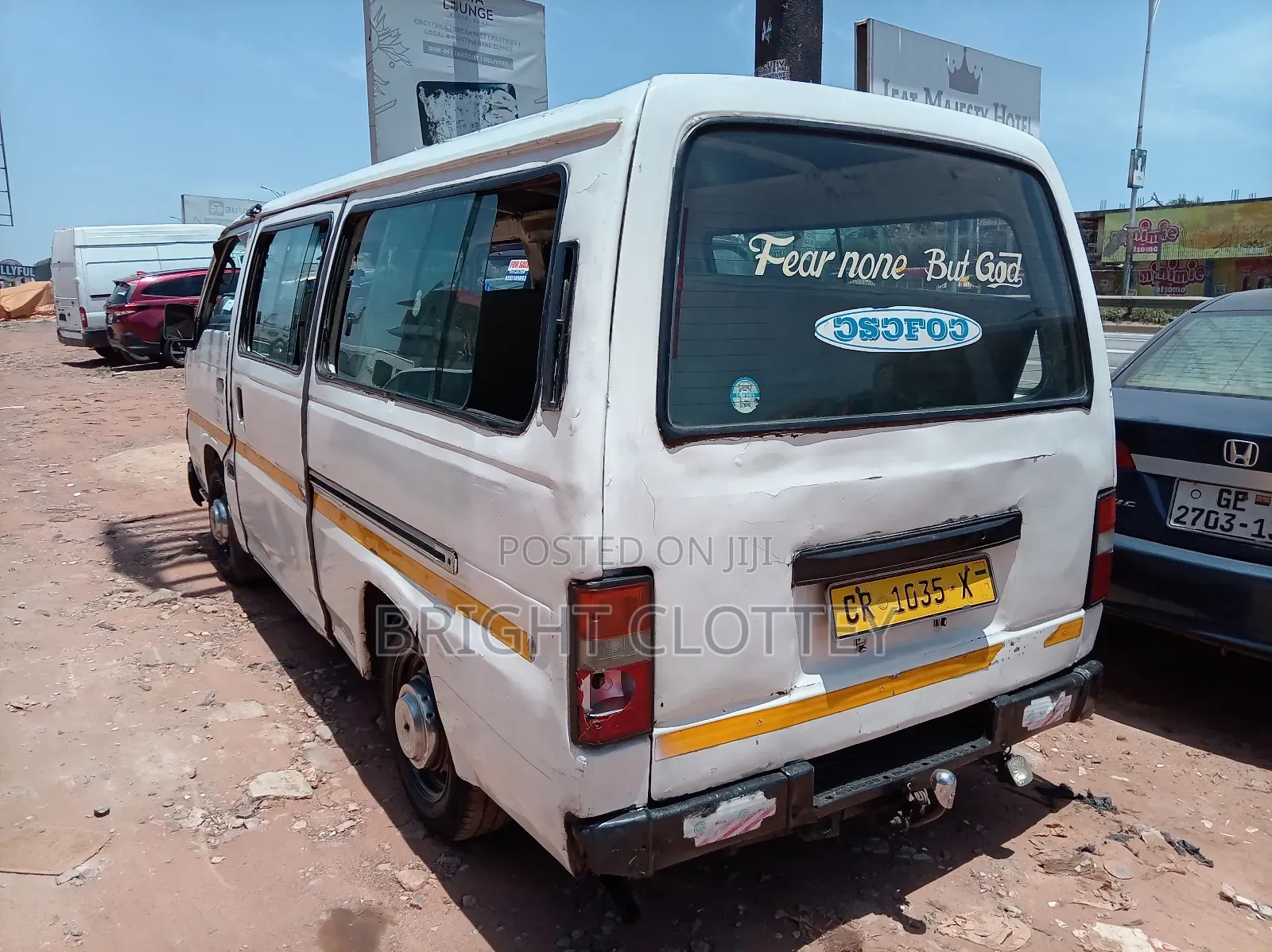 Nissan Caravan (Urvan) 1998 White