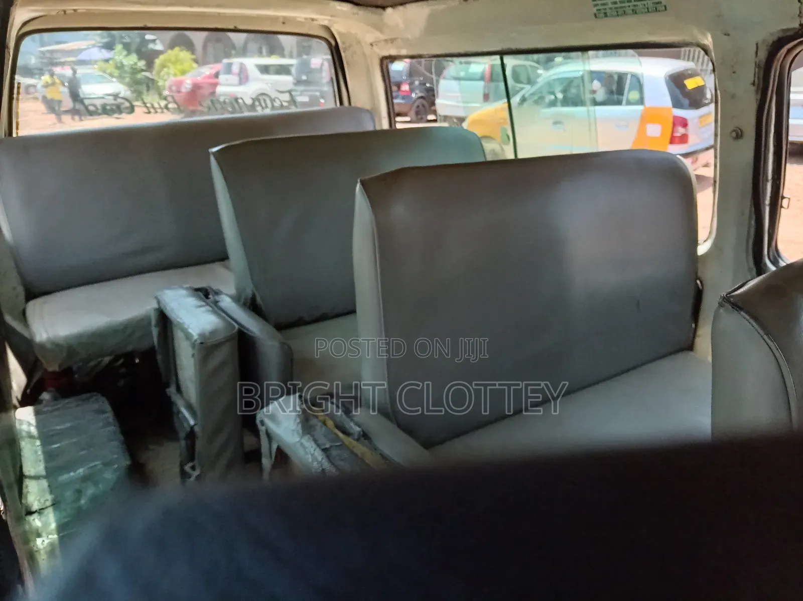 Nissan Caravan (Urvan) 1998 White