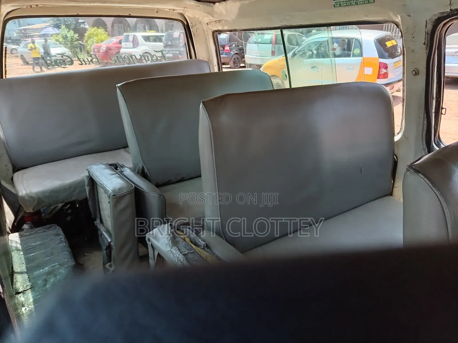 Nissan Caravan (Urvan) 1998 White