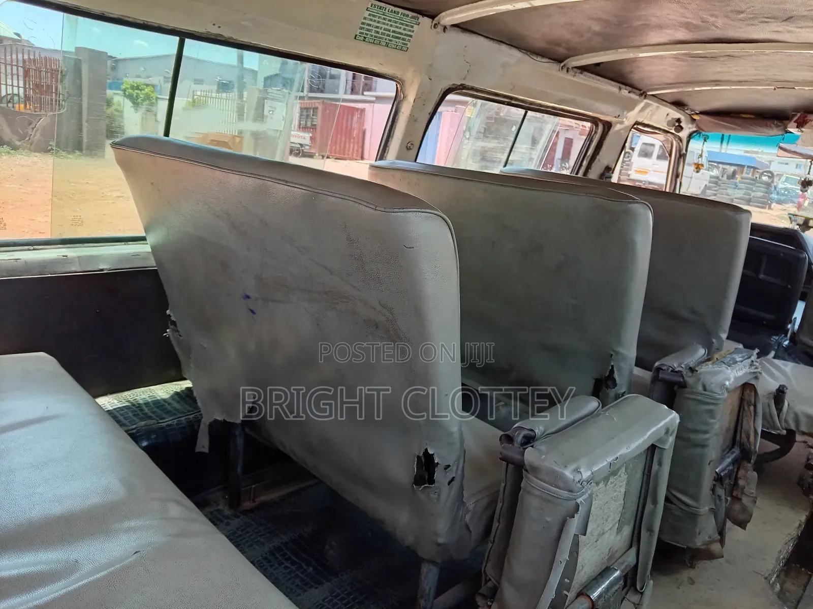 Nissan Caravan (Urvan) 1998 White