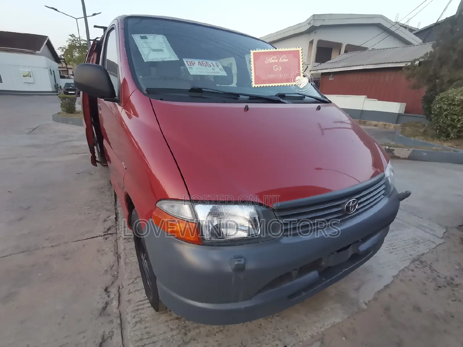 Toyota HiAce 2012 Red