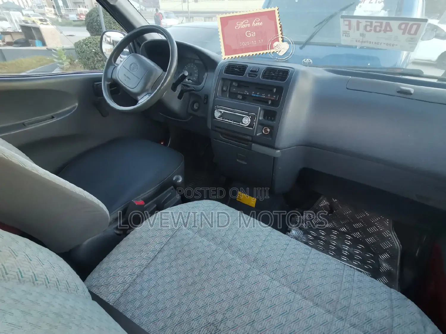 Toyota HiAce 2012 Red