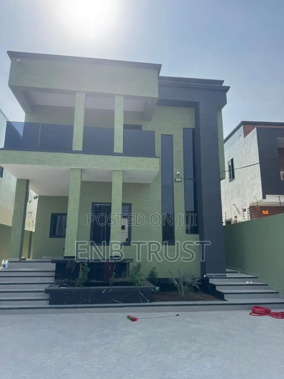 4bdrm Duplex in Tantra Hills, Unity Closed for sale