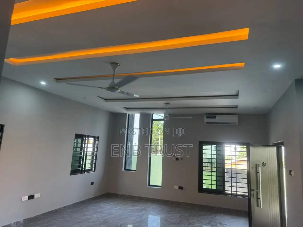 4bdrm Duplex in Tantra Hills, Unity Closed for sale