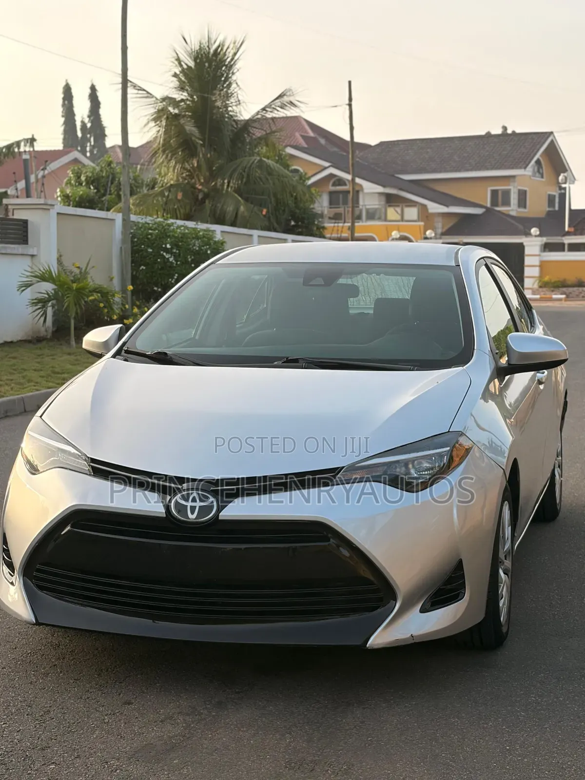 Toyota Corolla 2018 Silver