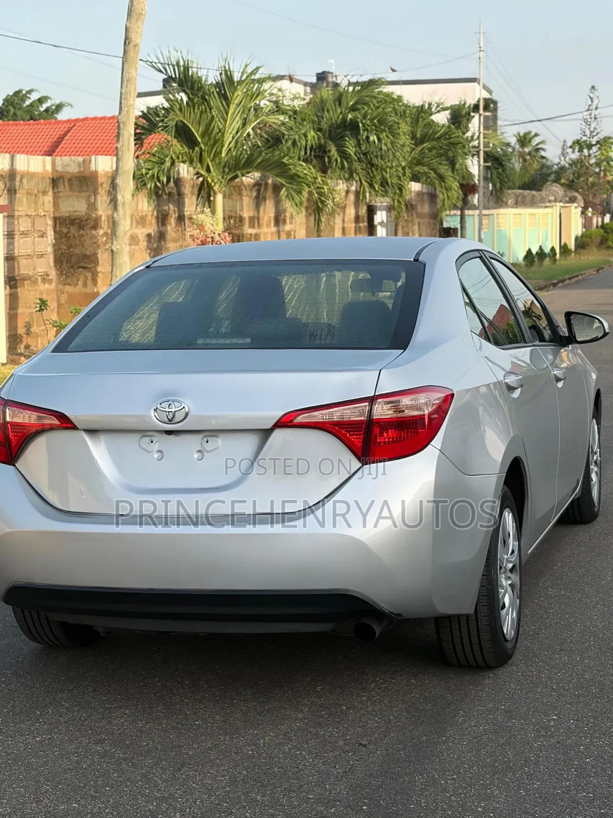 Toyota Corolla 2018 Silver