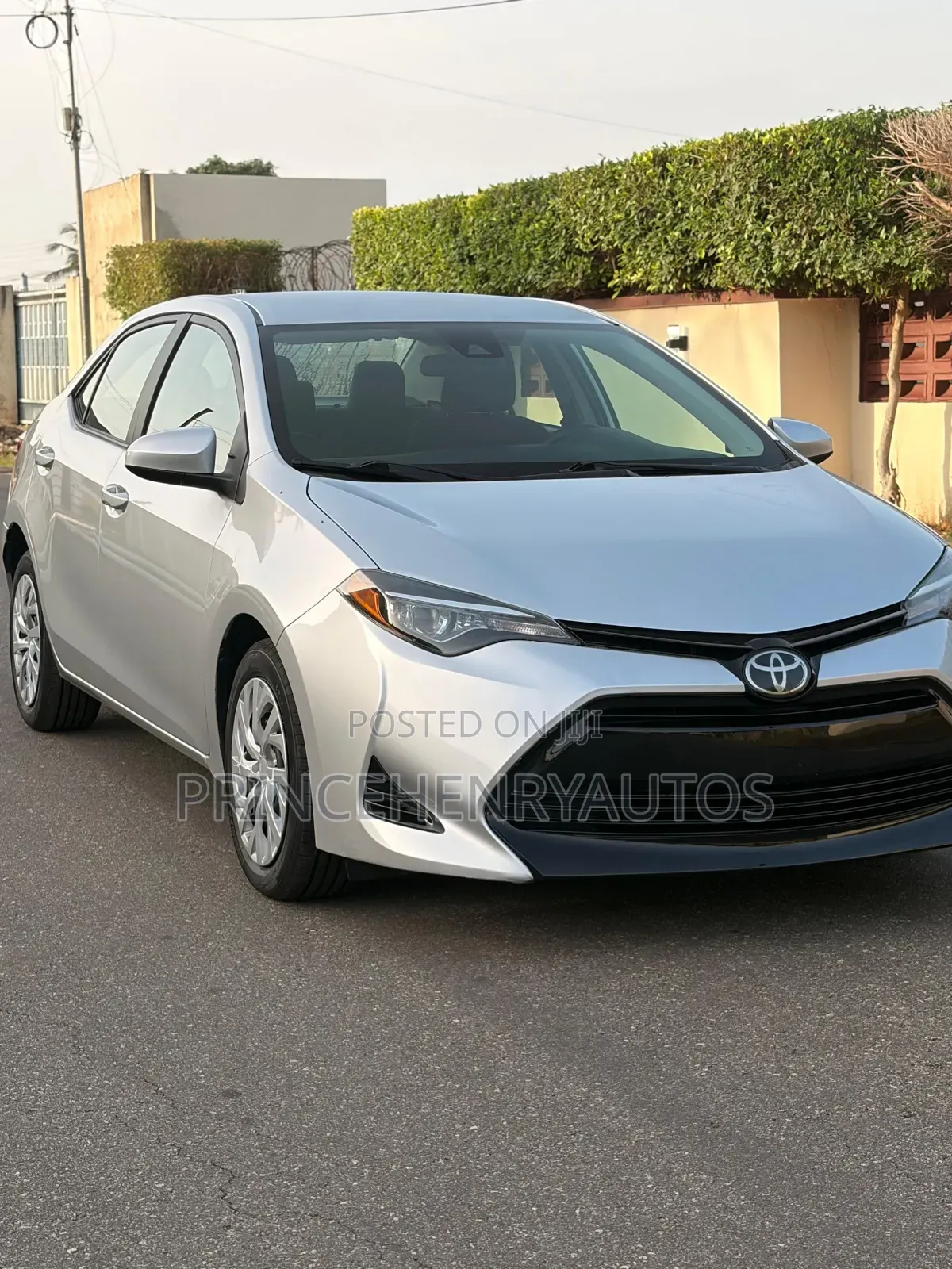 Toyota Corolla 2018 Silver