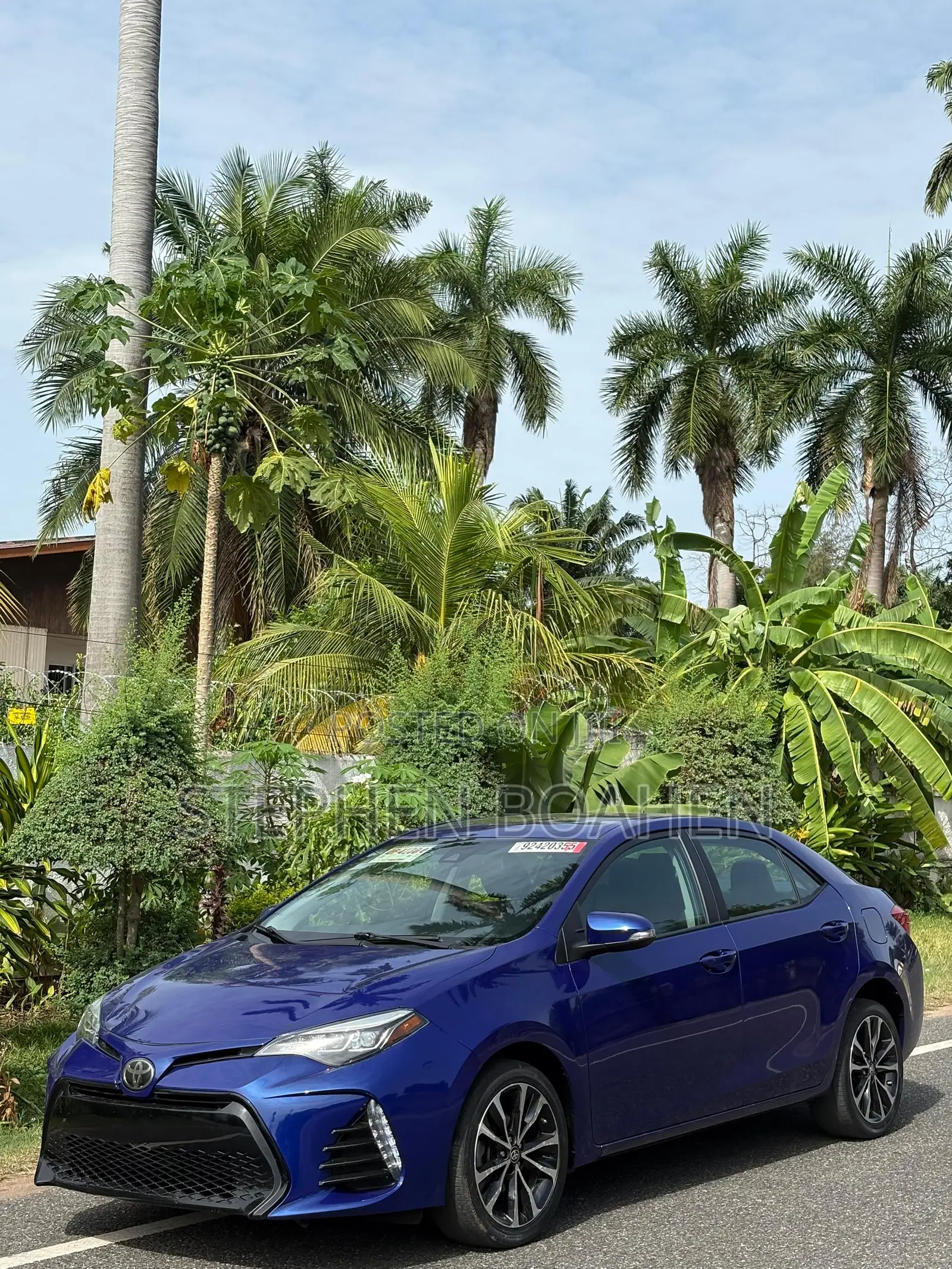 Toyota Corolla SE (1.8L 4cyl 6M) 2019 Blue