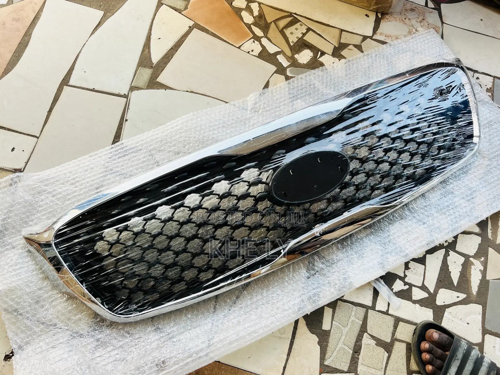 Sorento 2016-2017 Top Grille