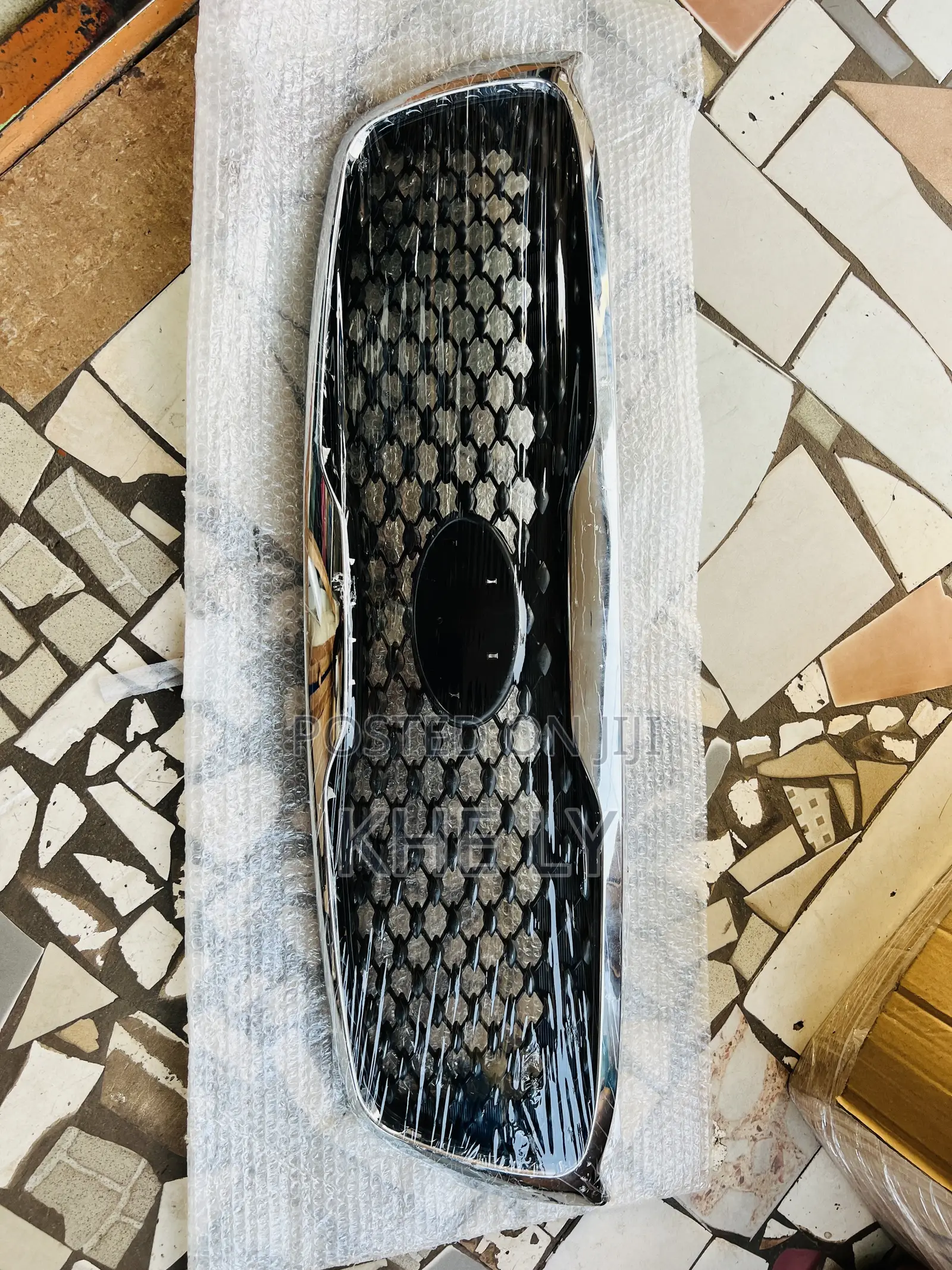 Sorento 2016-2017 Top Grille