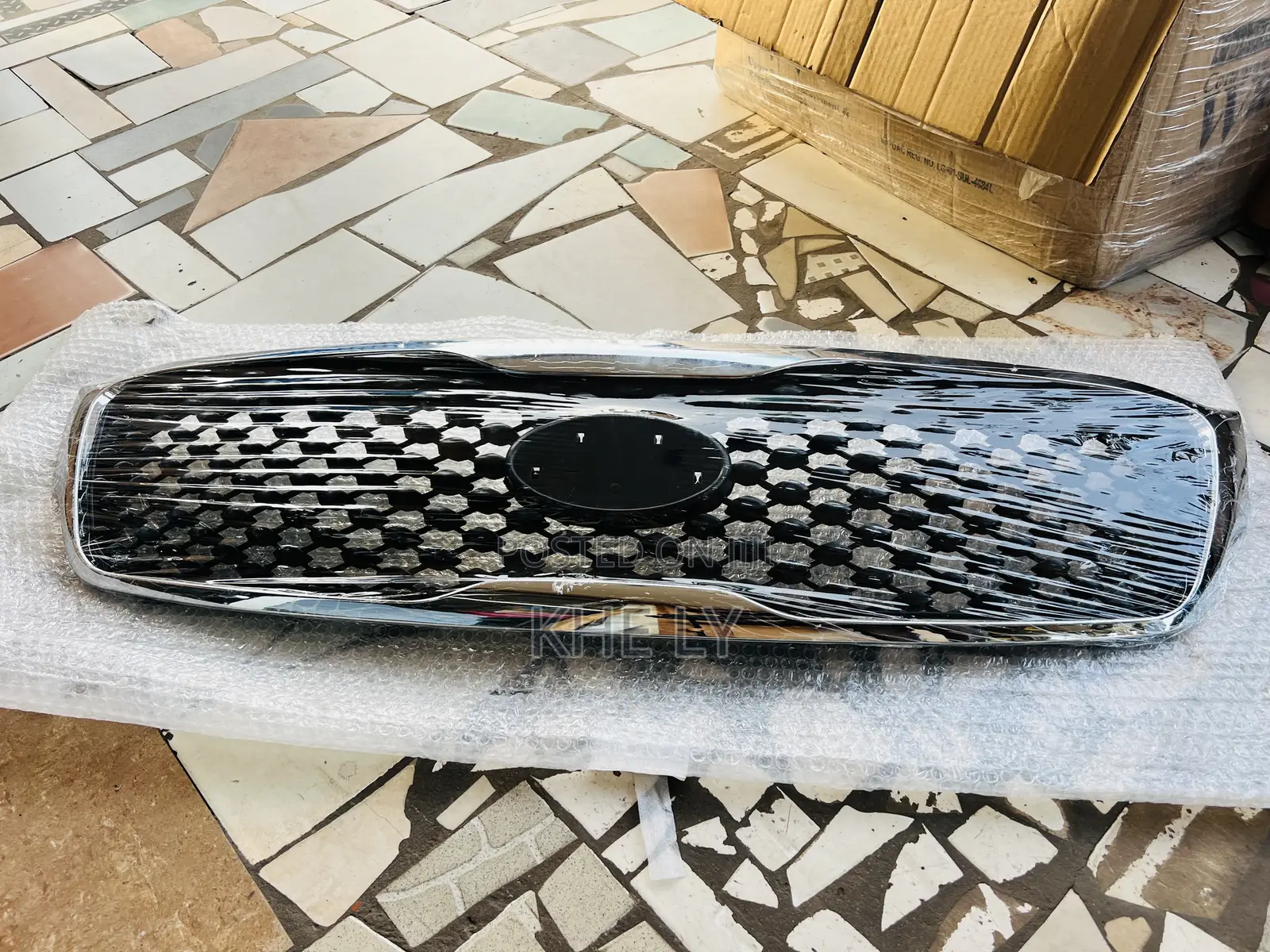 Sorento 2016-2017 Top Grille
