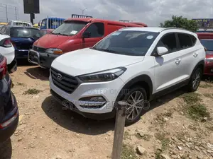 Hyundai Tucson 2018 White