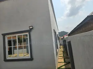 4bdrm House in Cullands Ghana, Obuasi Municipal for sale