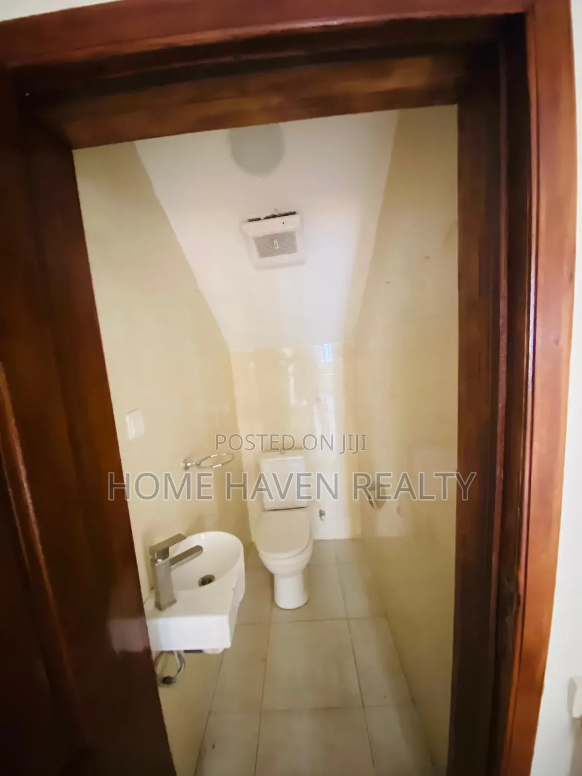 2bdrm House in Dzorwulu for rent