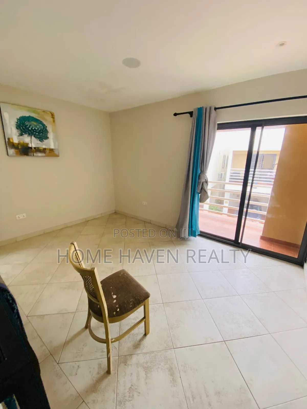 2bdrm House in Dzorwulu for rent