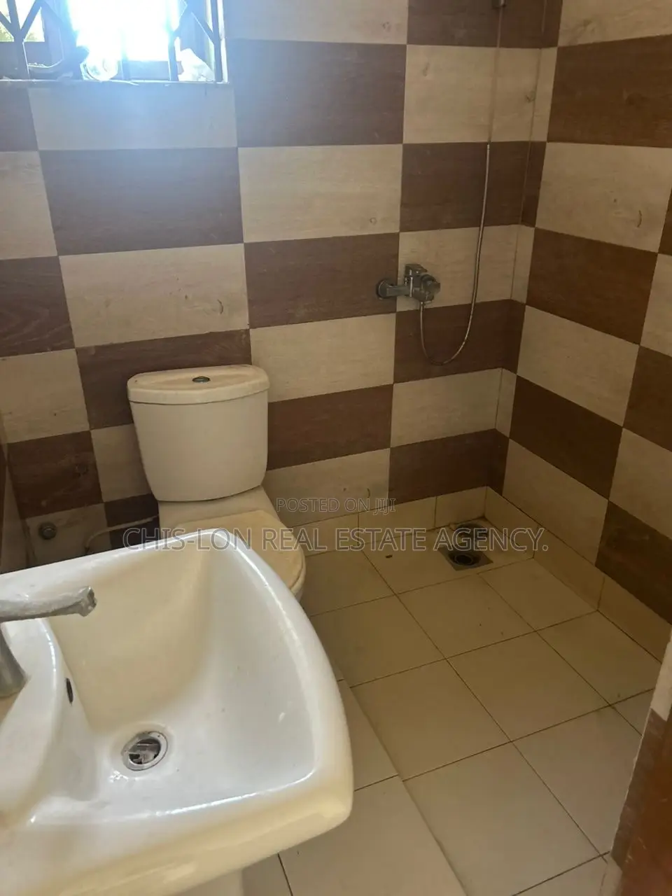 1bdrm Apartment in Kasoa Adade for rent