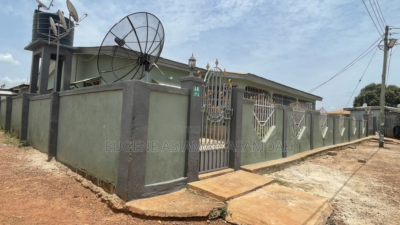 9bdrm House in Cullands Ghana, Obuasi Municipal for sale