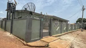9bdrm House in Cullands Ghana, Obuasi Municipal for sale