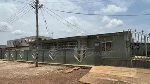 9bdrm House in Cullands Ghana, Obuasi Municipal for sale
