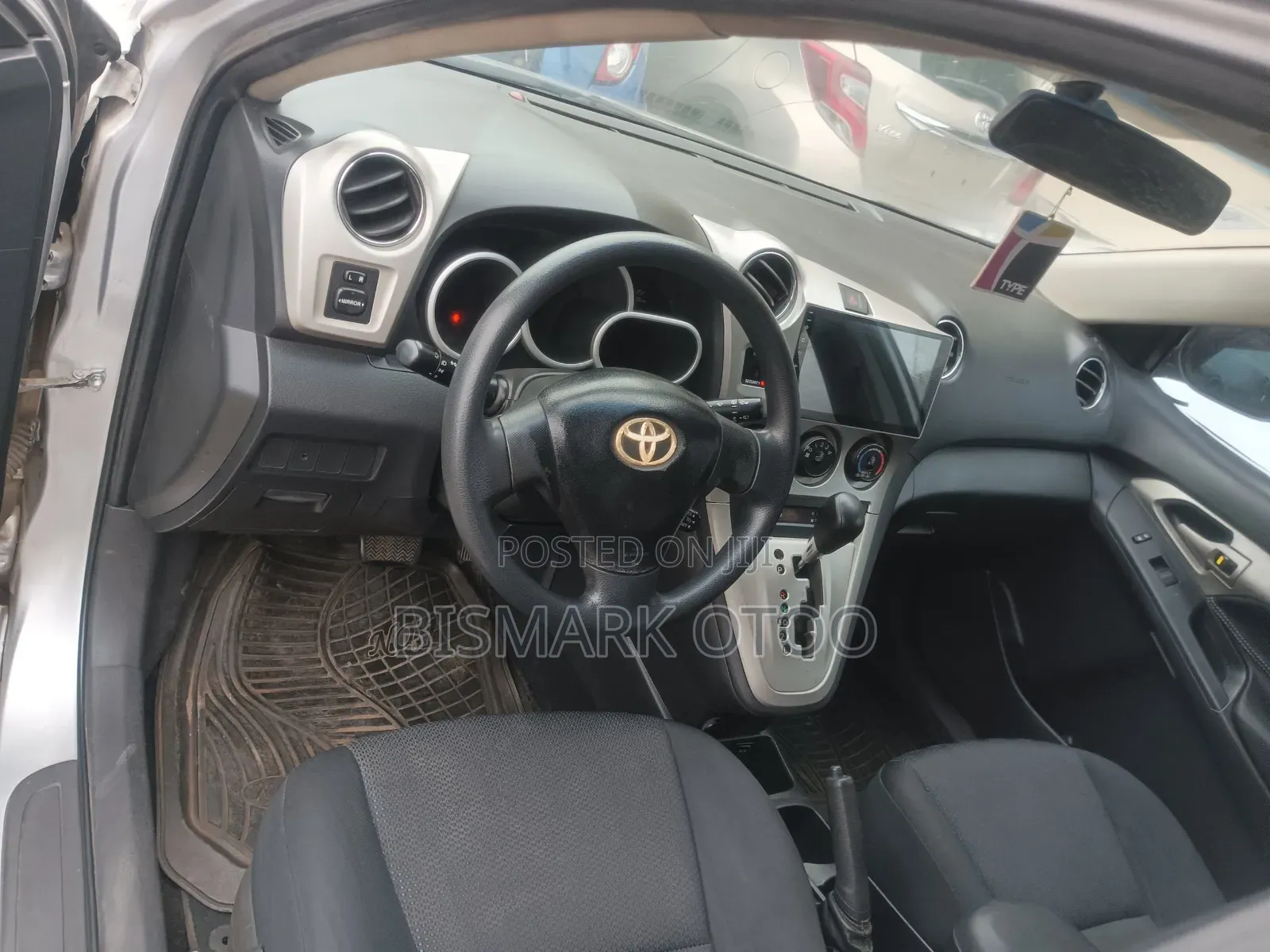 Toyota Matrix 2010 Gray