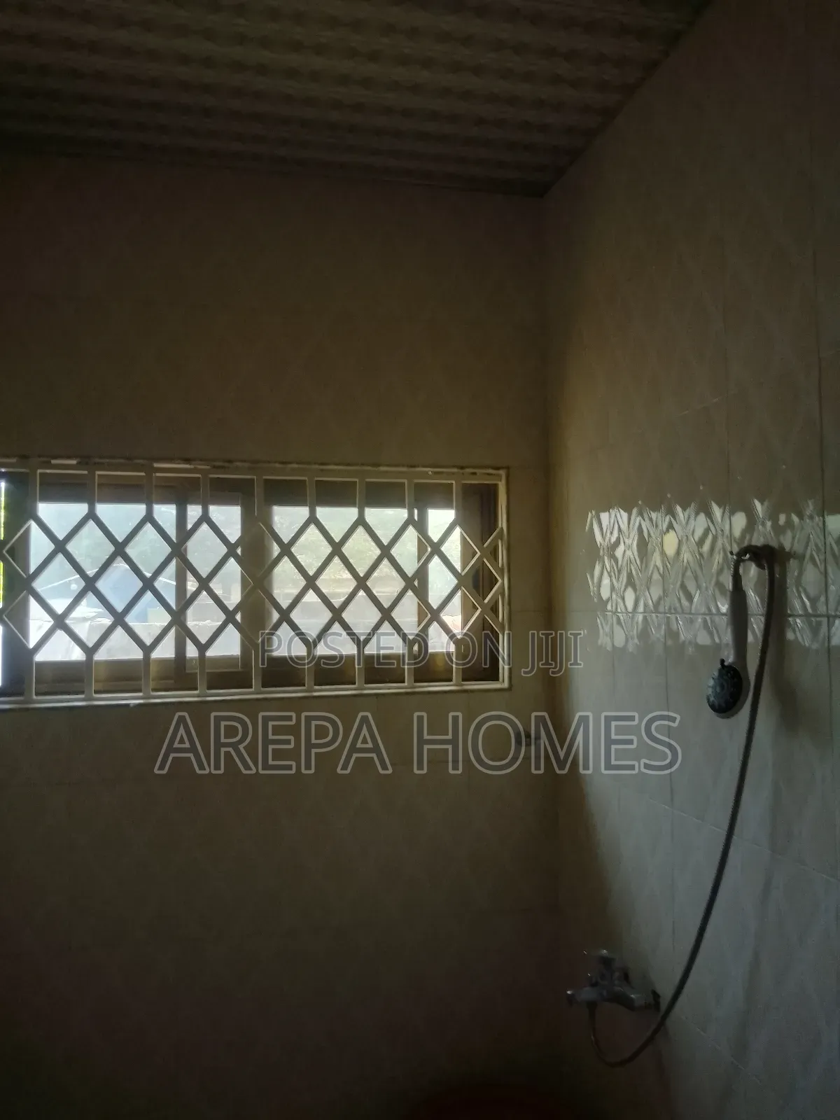 4bdrm House in Arepa Homes, New Legon for rent