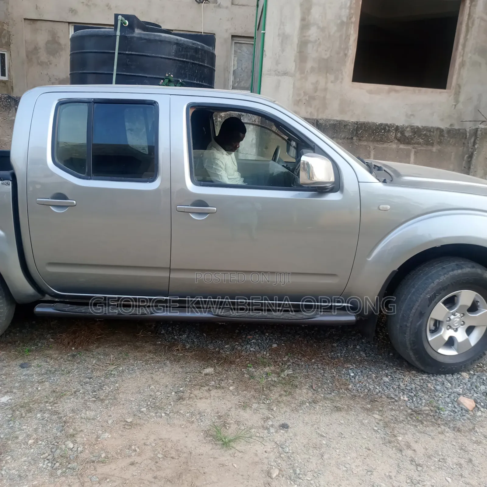 Nissan Navara 3.0 Automatic 2011 Silver
