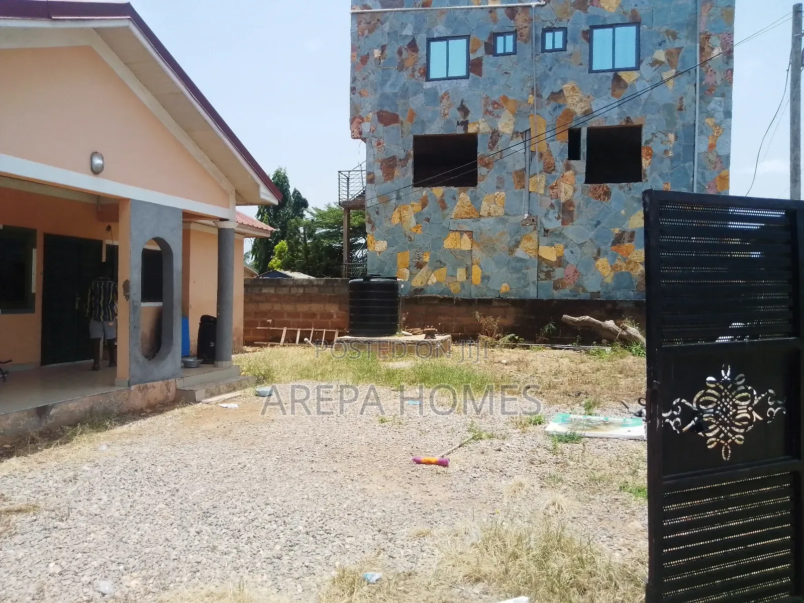 4bdrm House in Arepa Homes, New Legon for rent