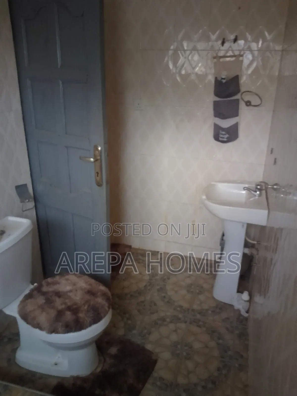 4bdrm House in Arepa Homes, New Legon for rent