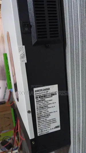 2.2kw 12v Hybrid Inverter