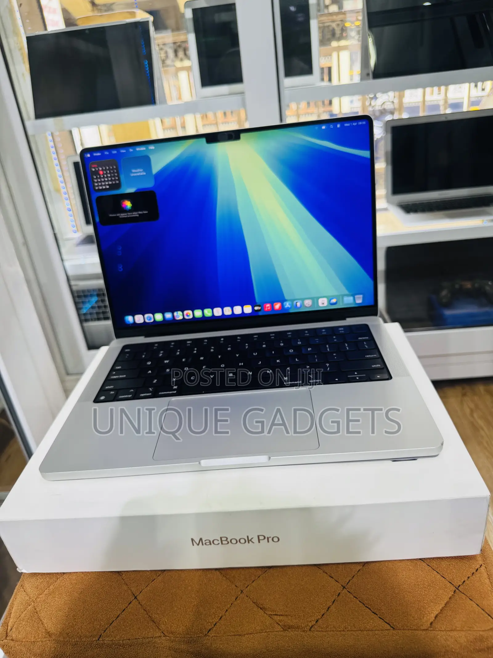 Laptop Apple MacBook Pro 2021 M1 16GB Apple M1 SSD 512GB
