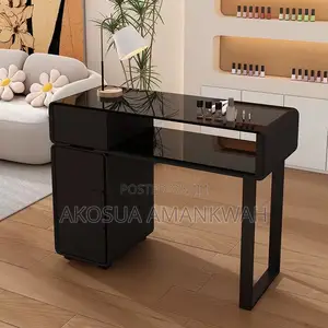 Nail Table or Manicure Table