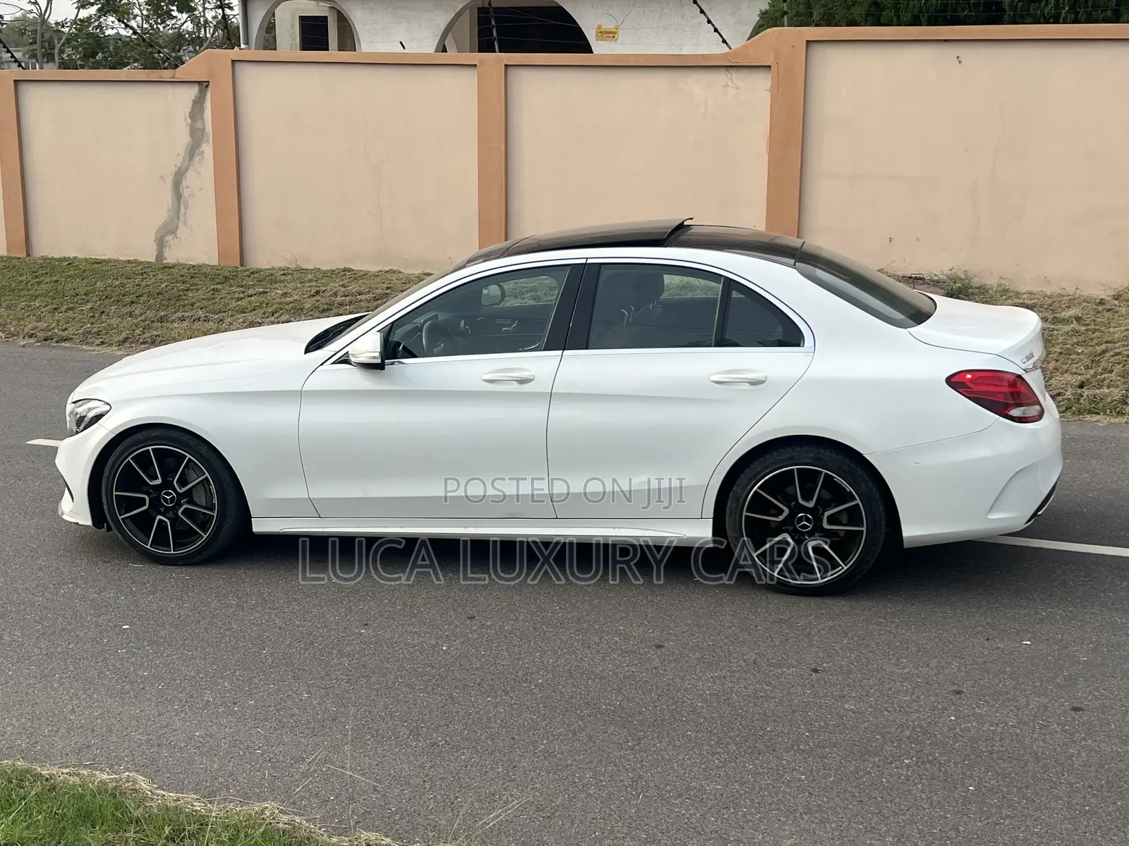 Mercedes-Benz C300 Luxury 4Matic Sedan AWD (2.0L 4cyl 7A) 2016 White