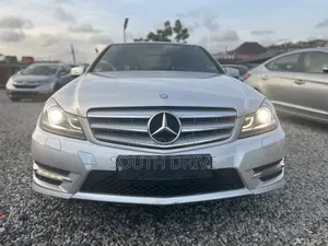 Mercedes-Benz C250 2014 Silver