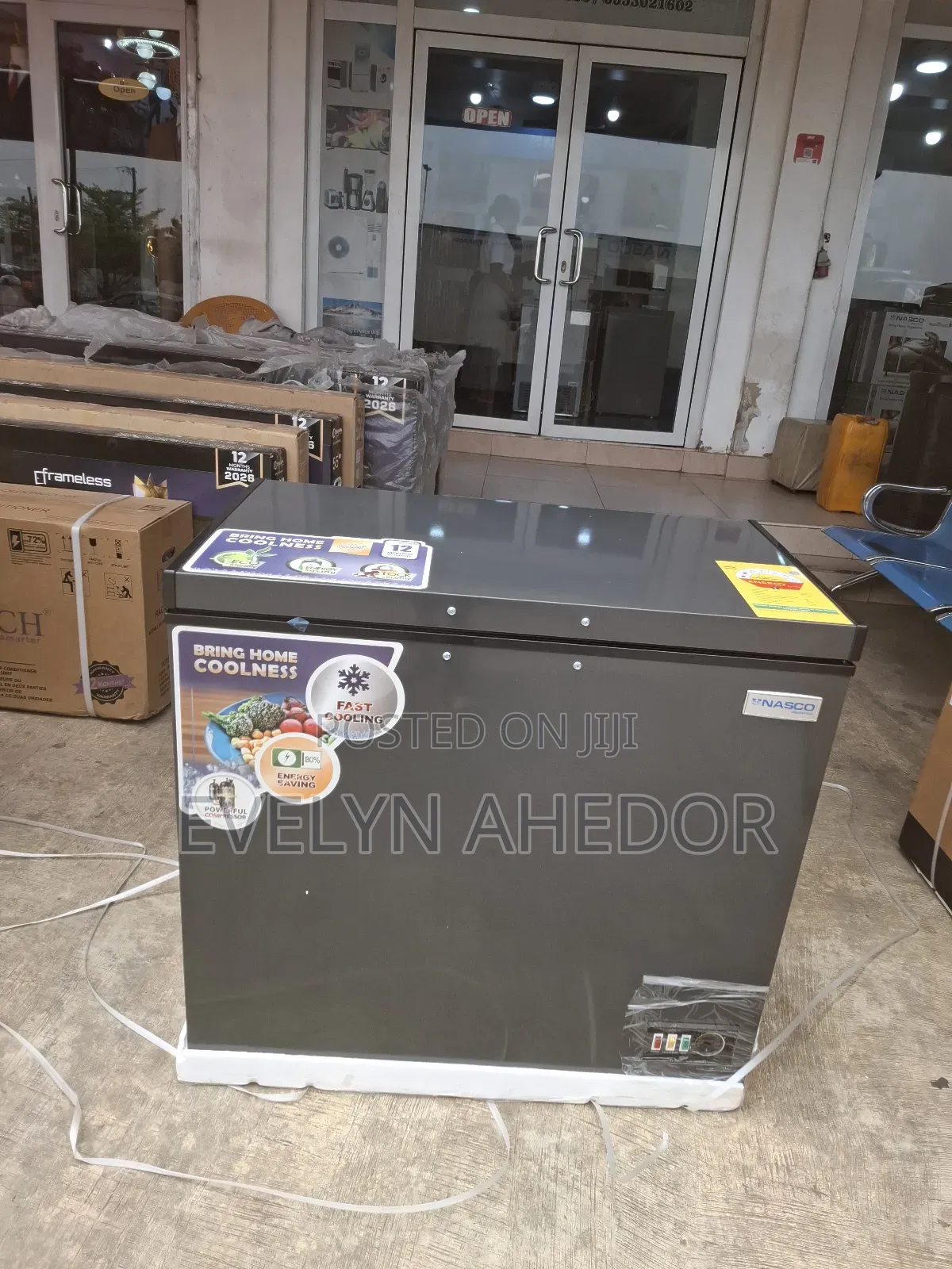 Neat Nasco Chest Freezer 200litres With Key and Lock Available